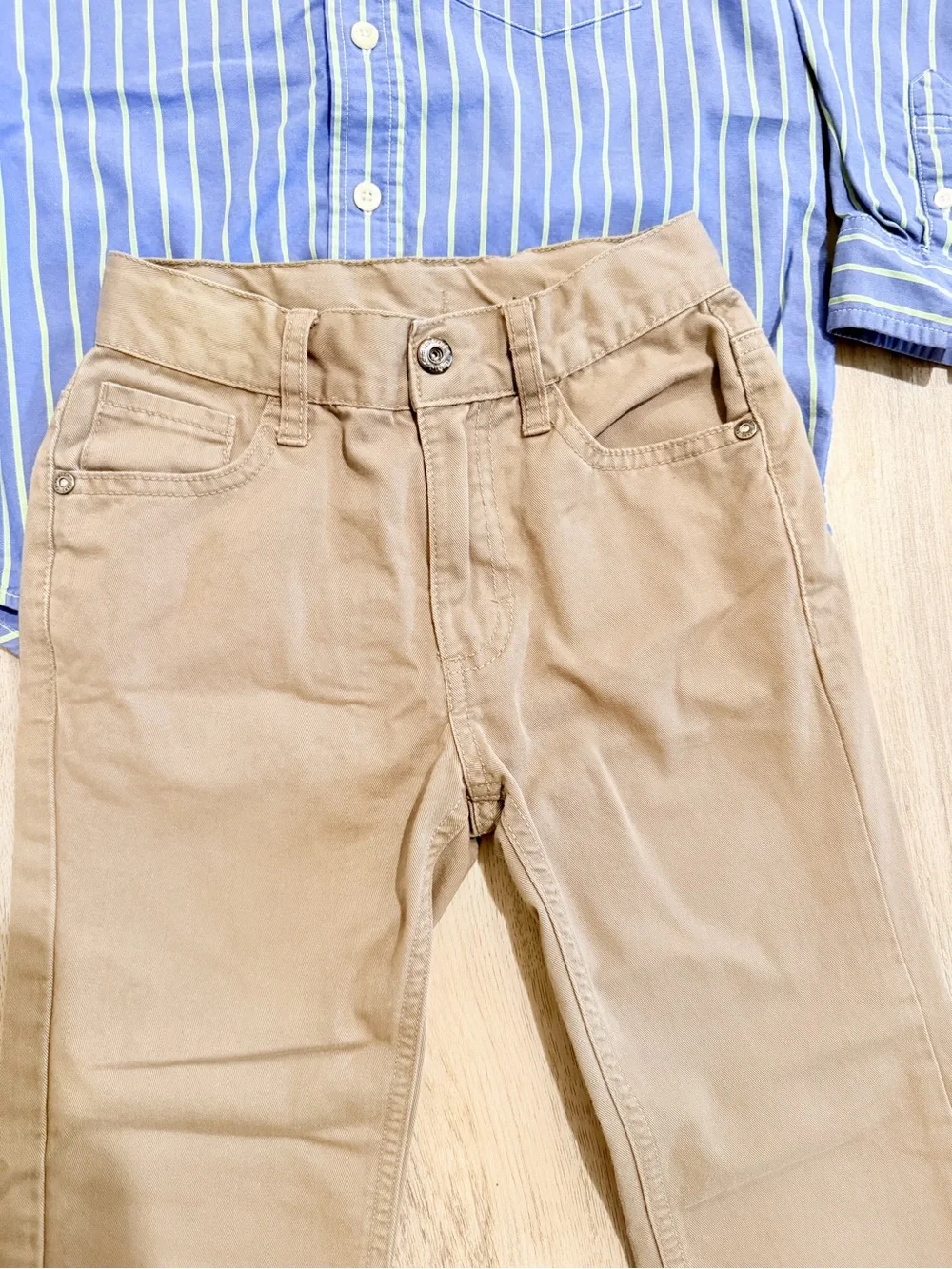 GAP Boys Blue Striped Button-Up & Tan Calvin Klein Pants Set Size 6